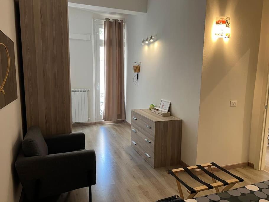 Principe Ranocchio - Casa Nel Centro Storico Lägenhet Ferrara Exteriör bild