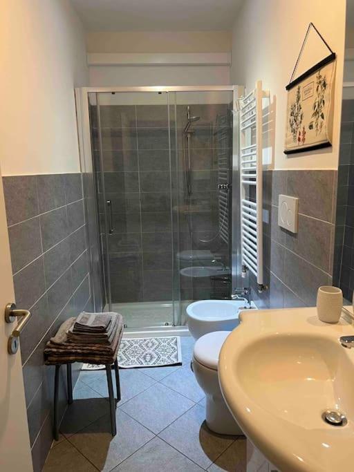 Principe Ranocchio - Casa Nel Centro Storico Lägenhet Ferrara Exteriör bild